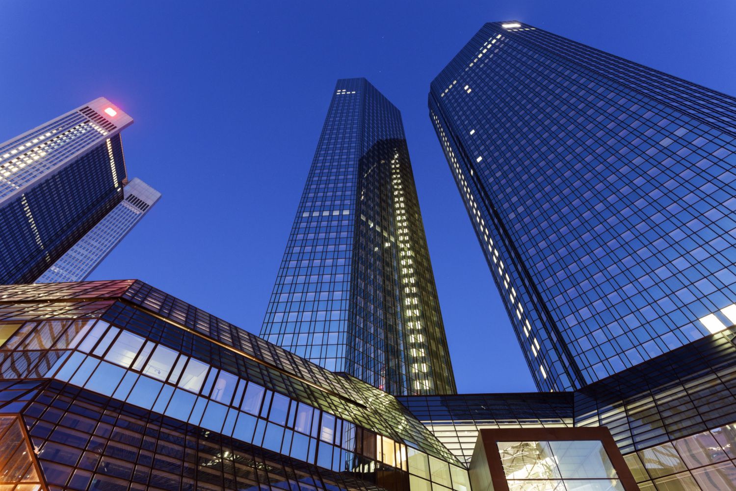 Deutsche Bank Ordered to Fix Controls