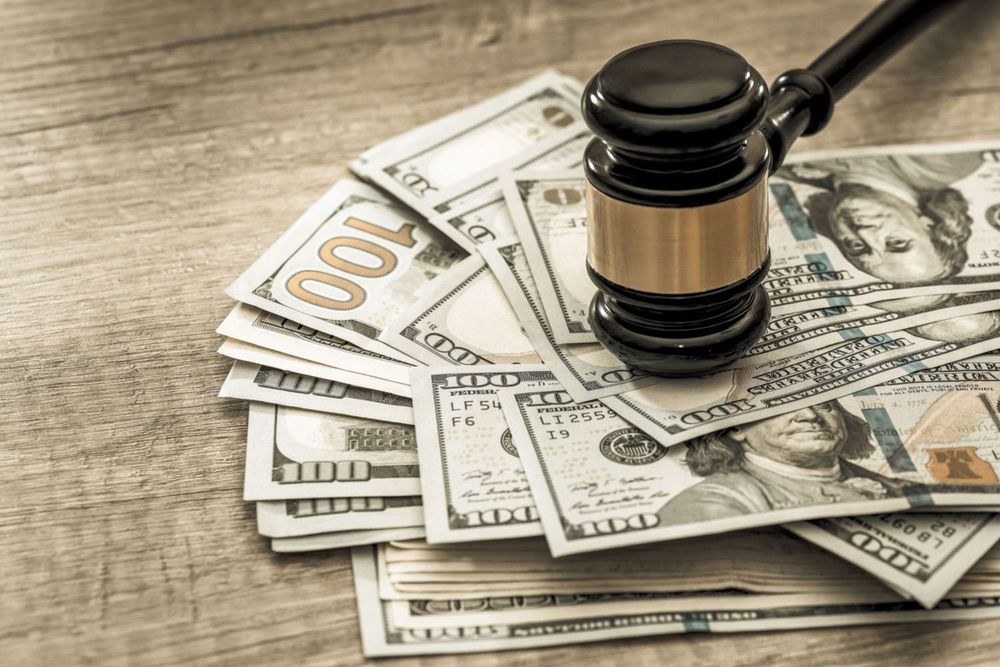 Wells Fargo Pays $1 Billion to Shareholders