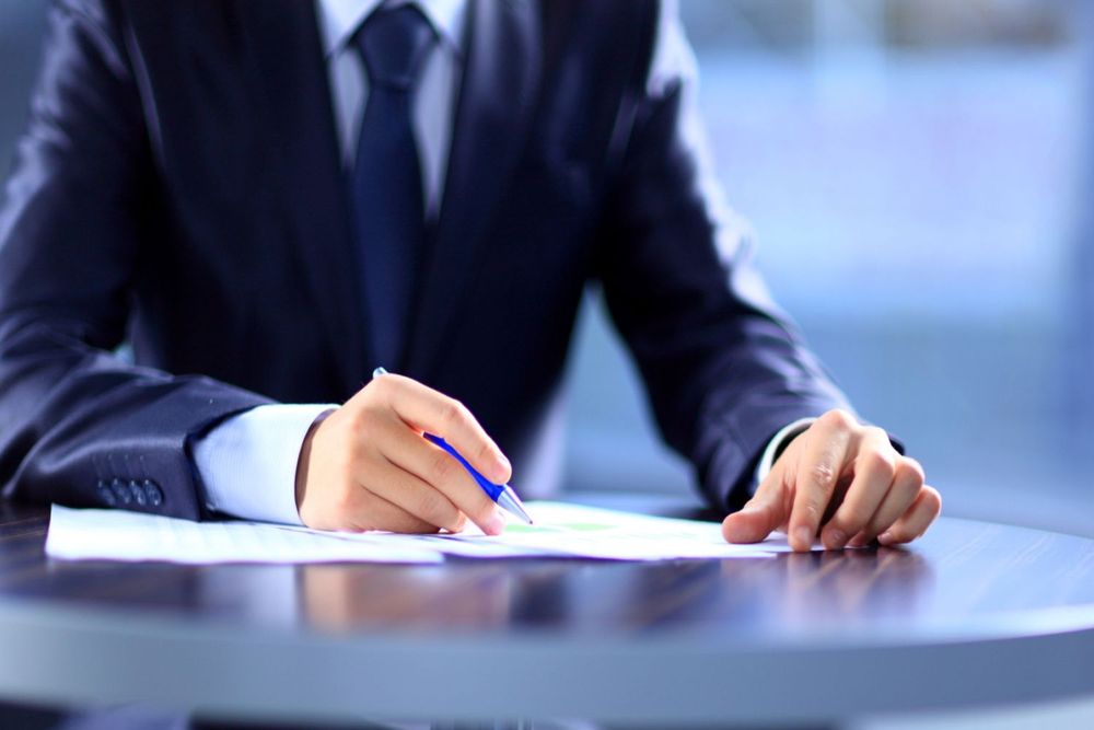 UK FRC Scrutinizes Audit Firms Over Exam Cheating