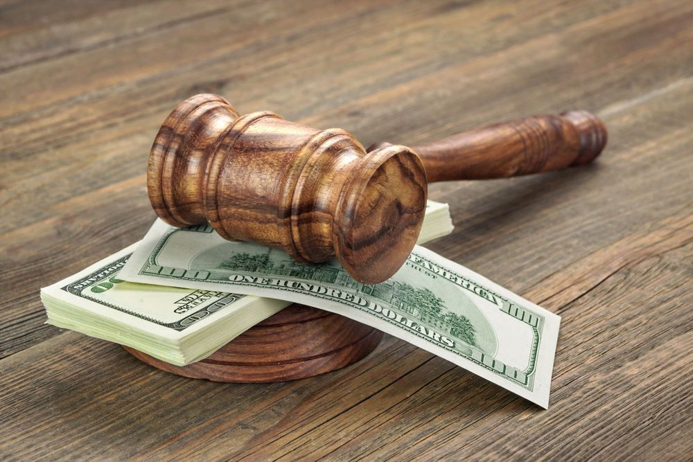 Judge Recommends $18.5m in Fines for 3 ex-Wells Fargo Execs